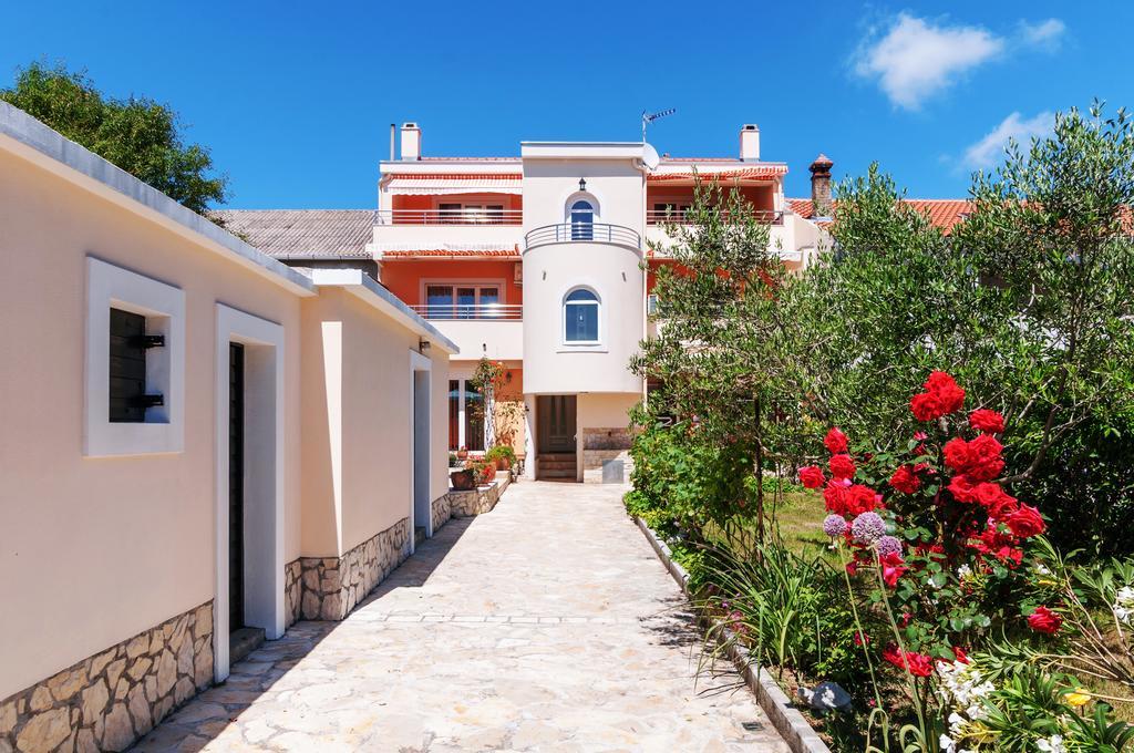 Apartments Jadranka Privlaka  Extérieur photo